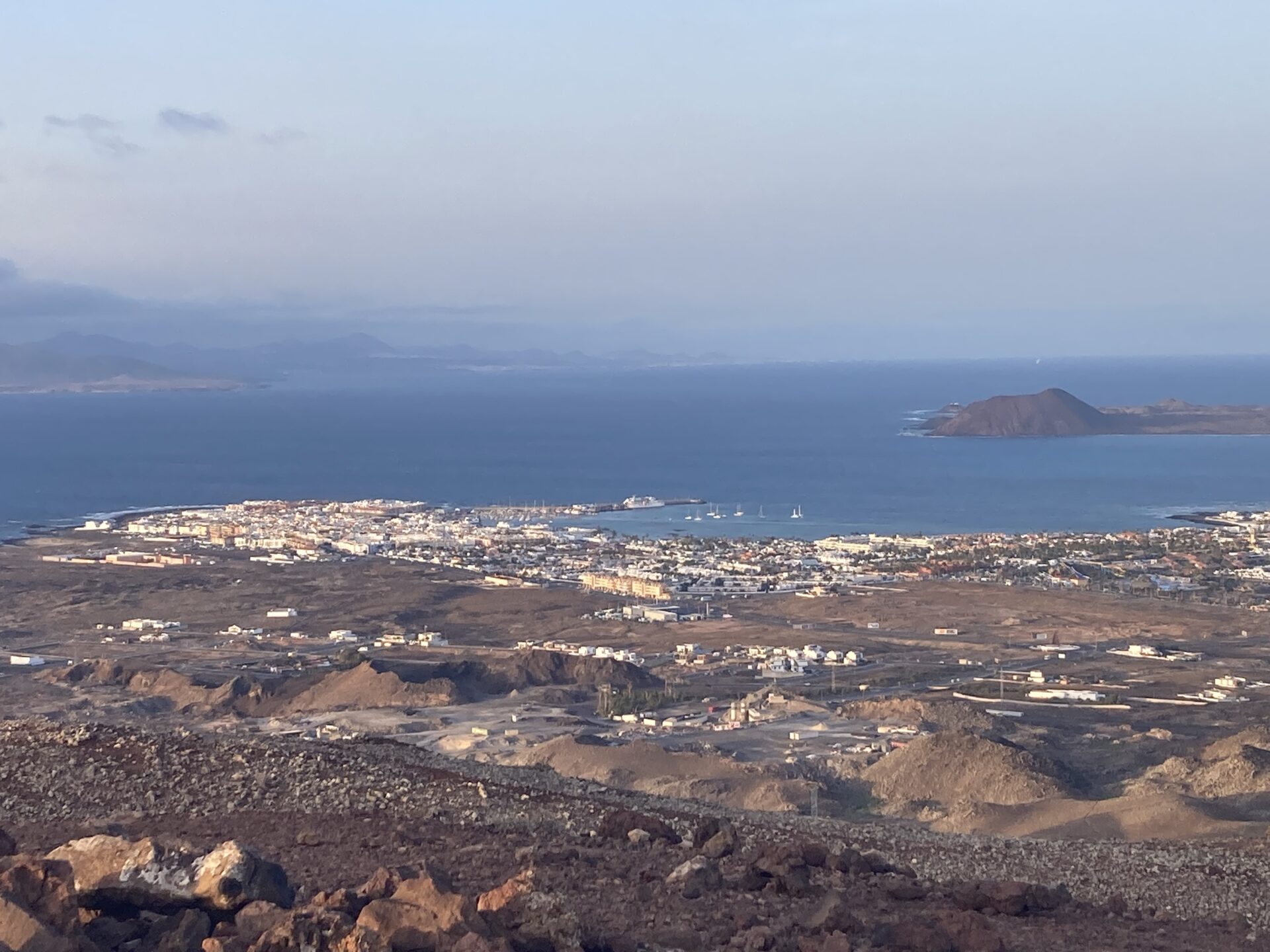 Mehr über den Artikel erfahren Woche 3 in Corralejo